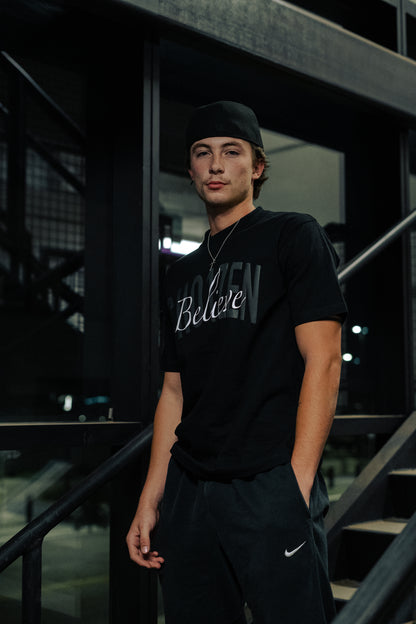 BLACKOUT TEE (PUFF)